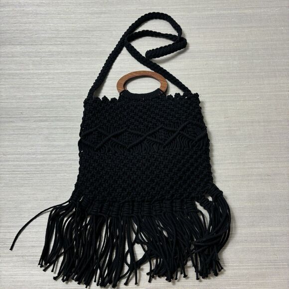 Danielle Nicole Macrame Crochet Boho Black Bag w/ Wood Handle & Crossbody Strap - Picture 7 of 13